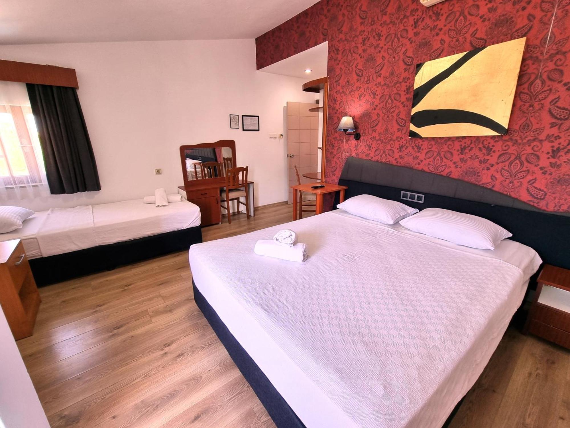 Sima Hotel ケメル エクステリア 写真